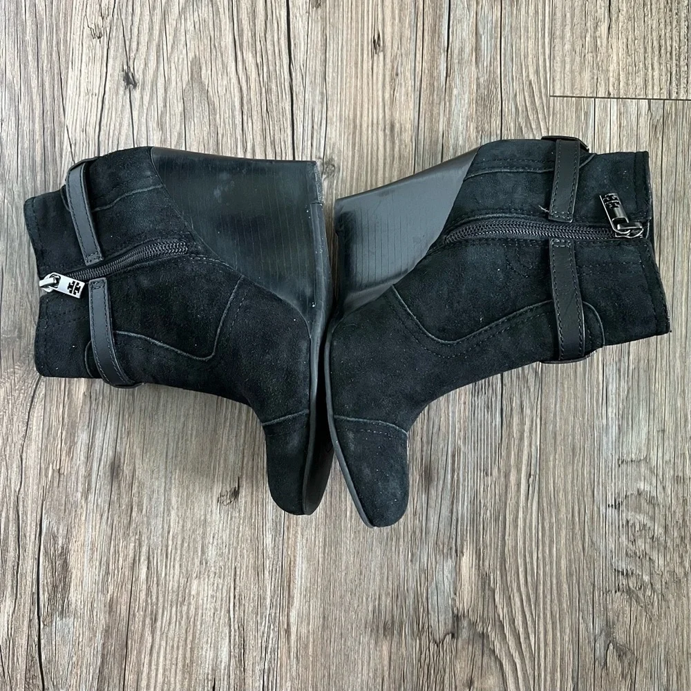 Tory Burch Aaden Black Suede Stacked Wedge Heel Ankle Booties Boots Size 6